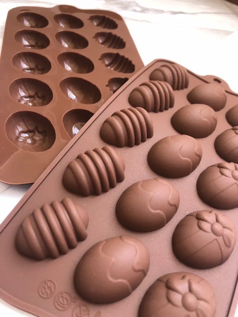 Huevito de chocolate / huevo de pascua (molde de silicona)