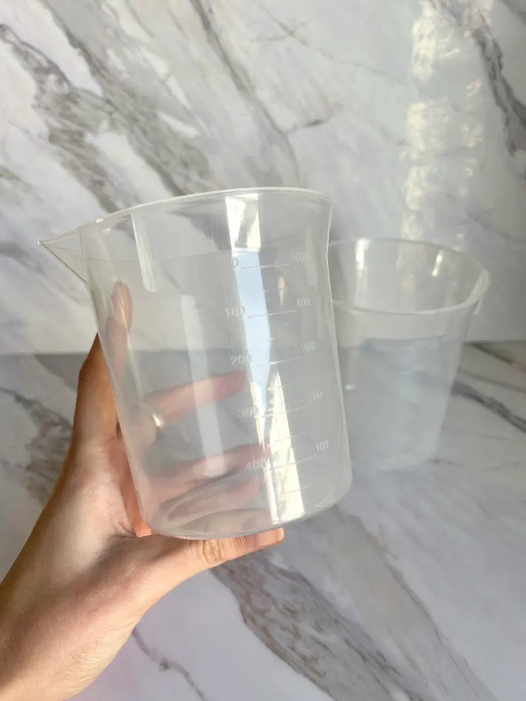 Jarra medidora 500 ml (plástico)