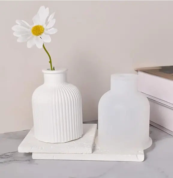 Jarrón / florero acanalado (molde de silicona)