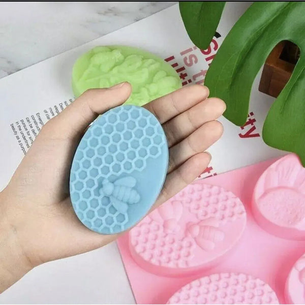 Óvalos con abejas y panal x6 (molde de silicona)