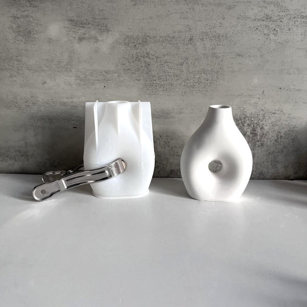 Pinza / Broche sujeta moldes (1 unidad)